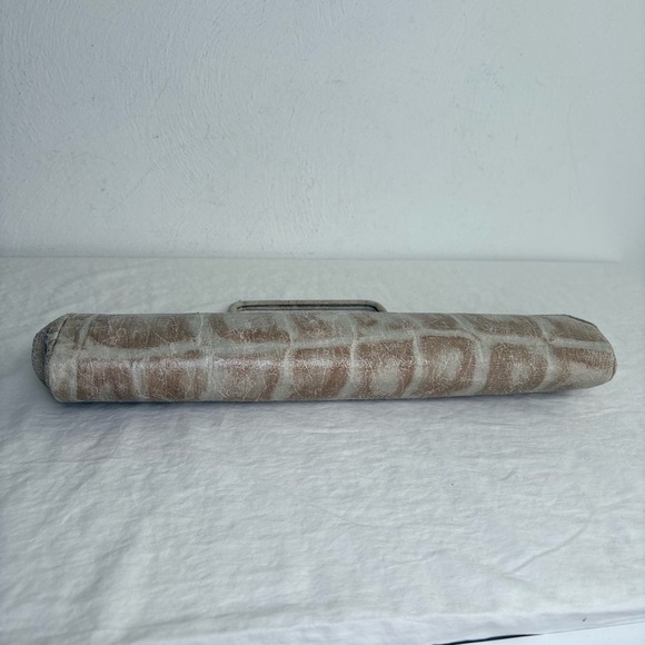 HOBO International Genuine Leather Neutral Animal Print Satchel Clutch Bag - Picture 10 of 17